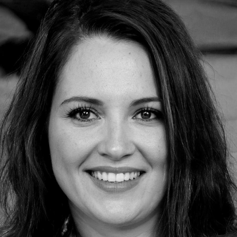 Finanzanalystin Sarah Weber